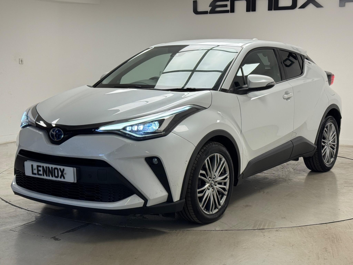 [ berth ]Toyota C-HR