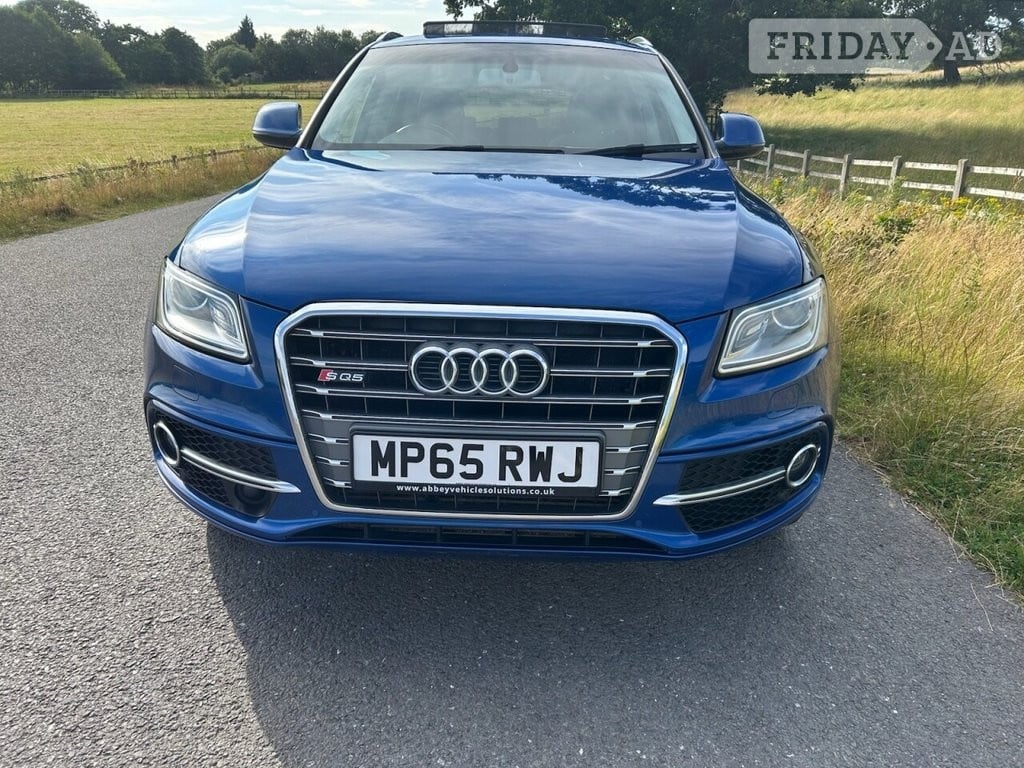 [ berth ]Audi SQ5