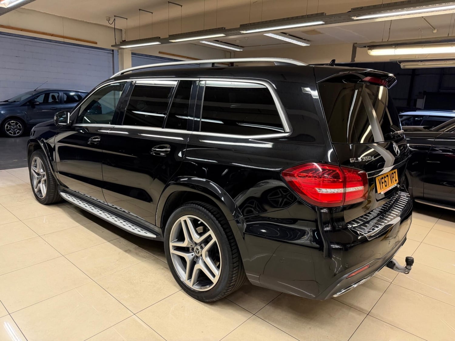 Mercedes-Benz GLS 2018 - Cars