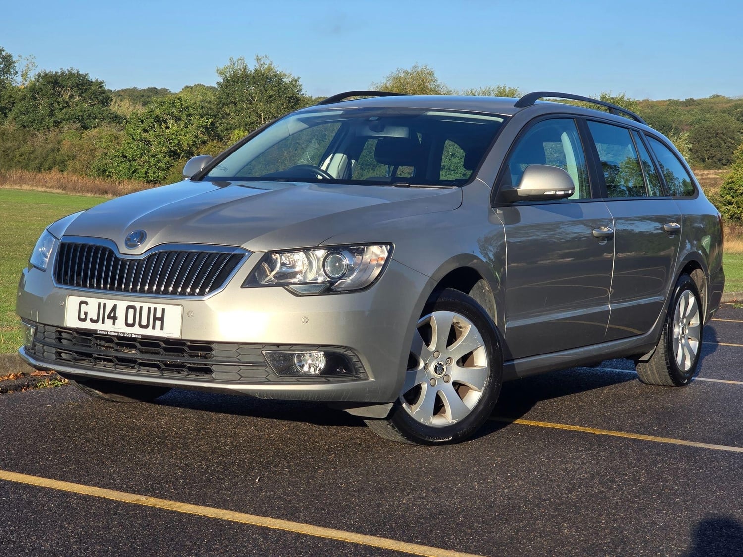 Skoda Superb 2014 - Cars in Ongar