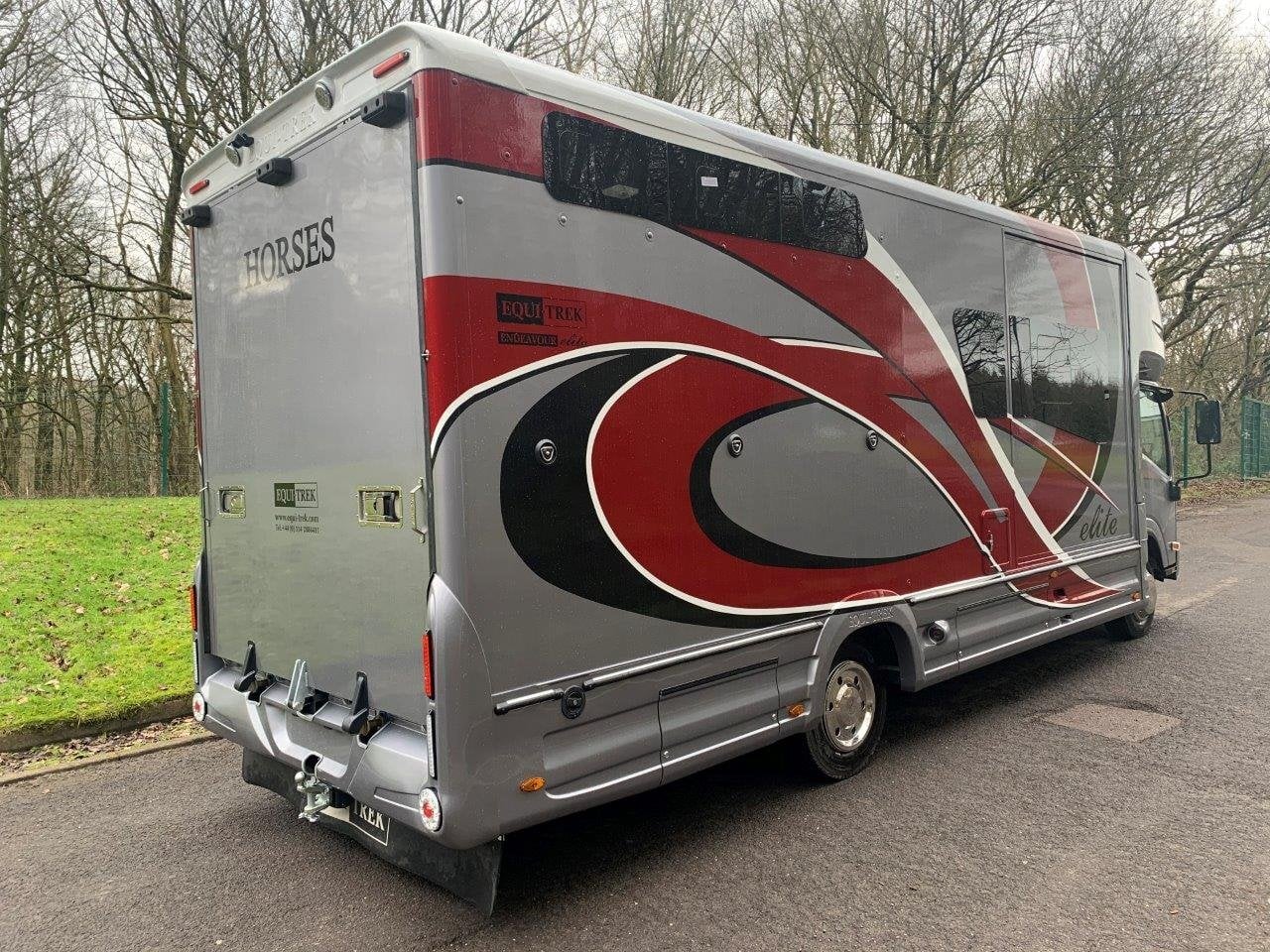 Equi-Trek Elite Plus 7500kg Isuzu Trucks Horsebox - Trailers & Horseboxes in Sheffield