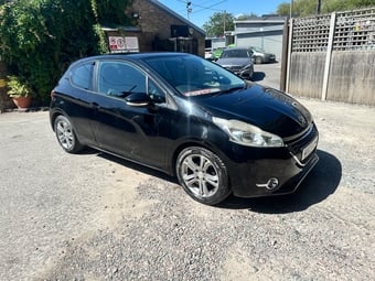 Peugeot 208 2013