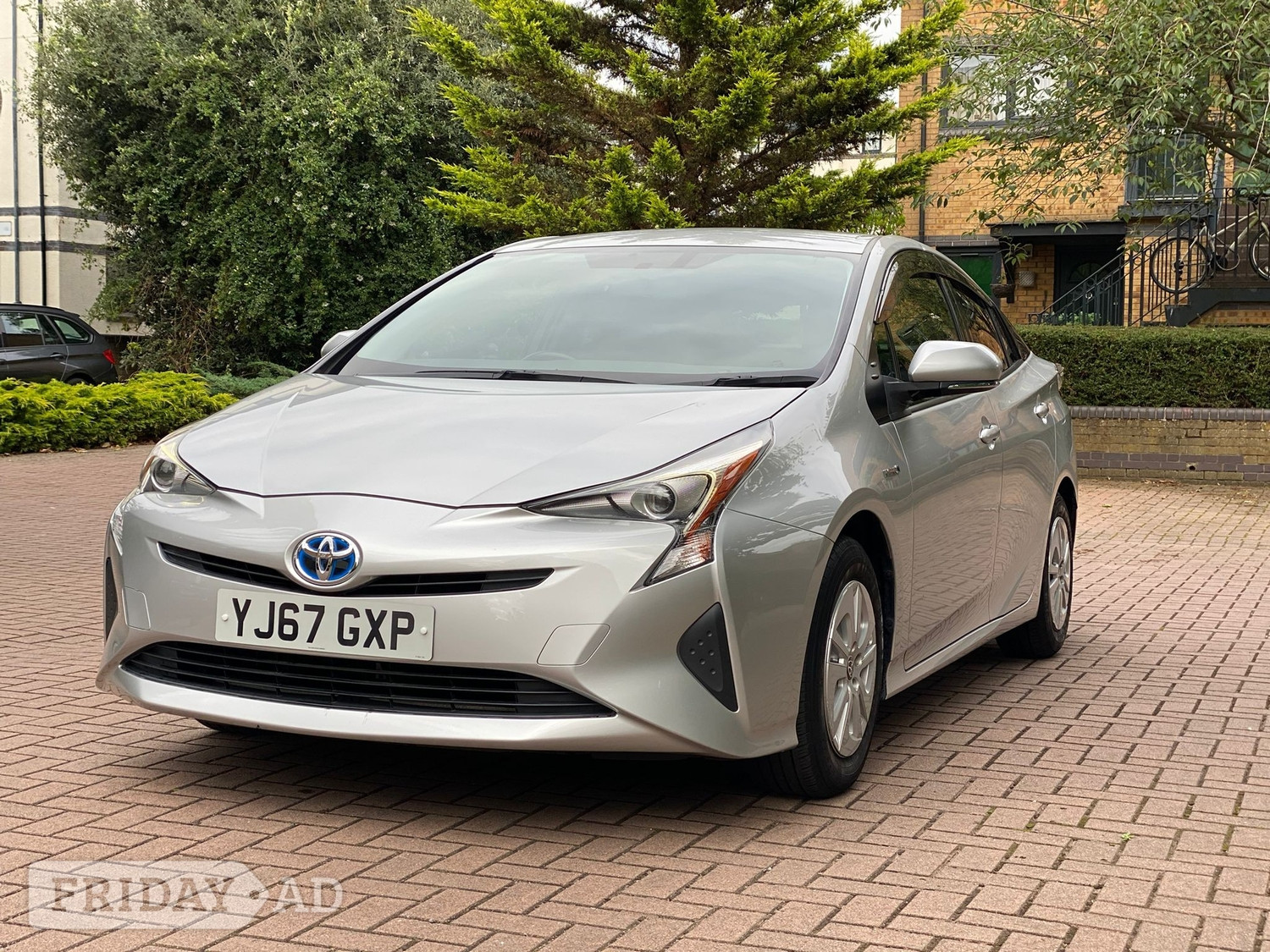 [ berth ]Toyota Prius