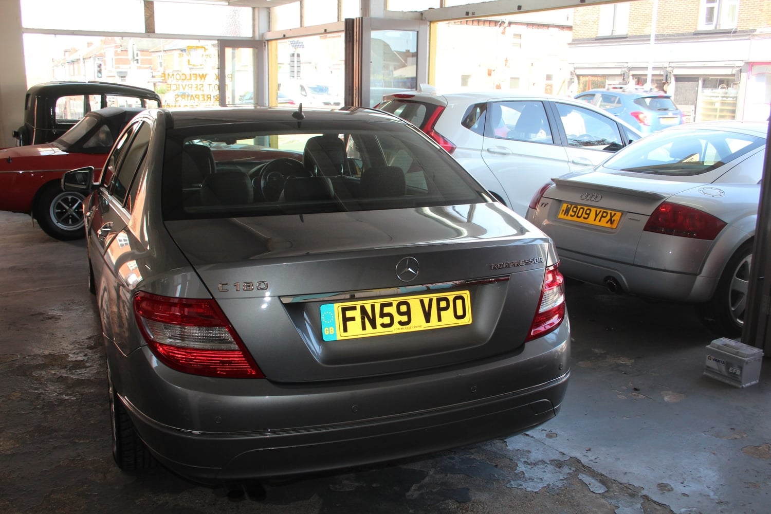 Mercedes-Benz C Class 2009 - Cars in Portsmouth