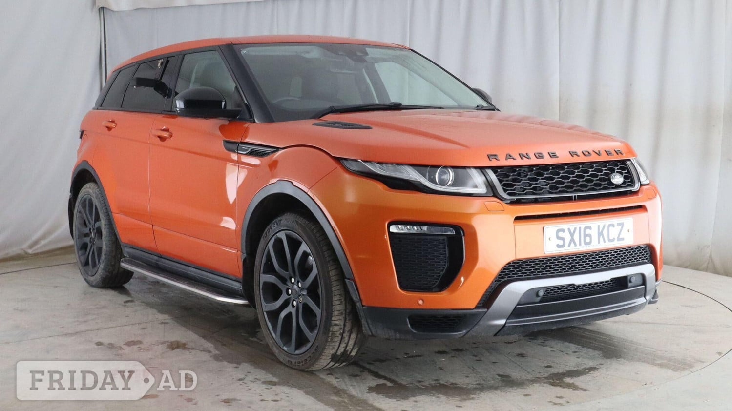 [ berth ]Land Rover Range Rover Evoque