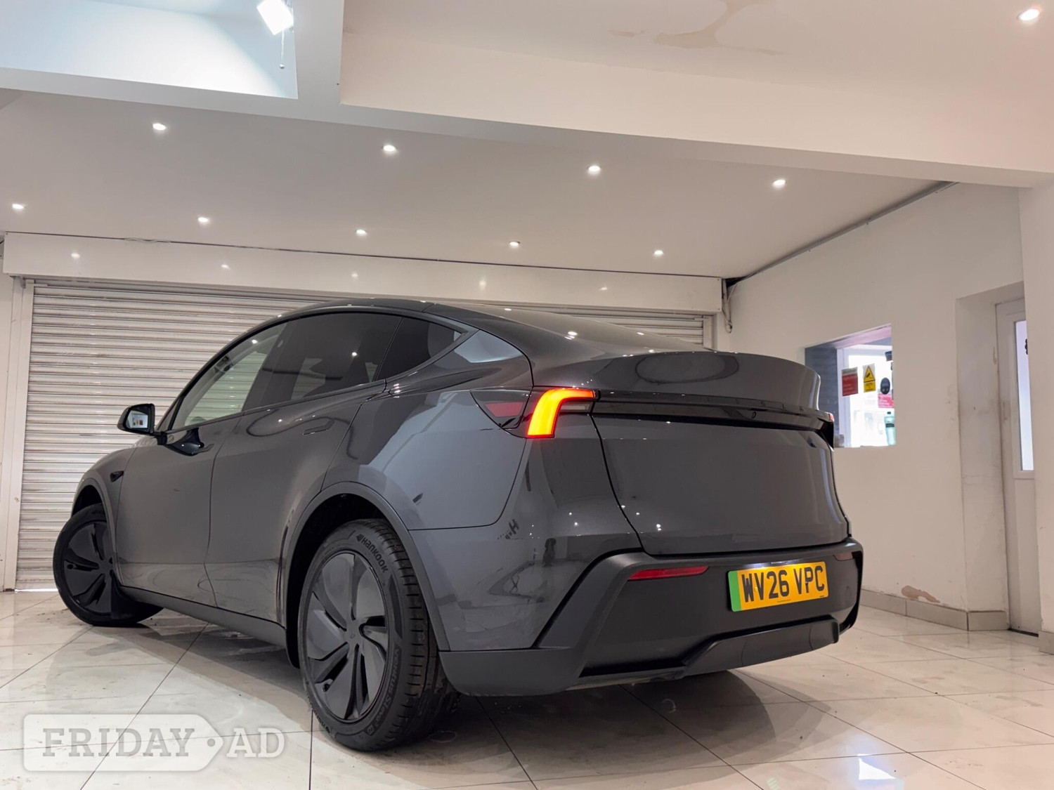 Tesla Model Y 2026 - Cars