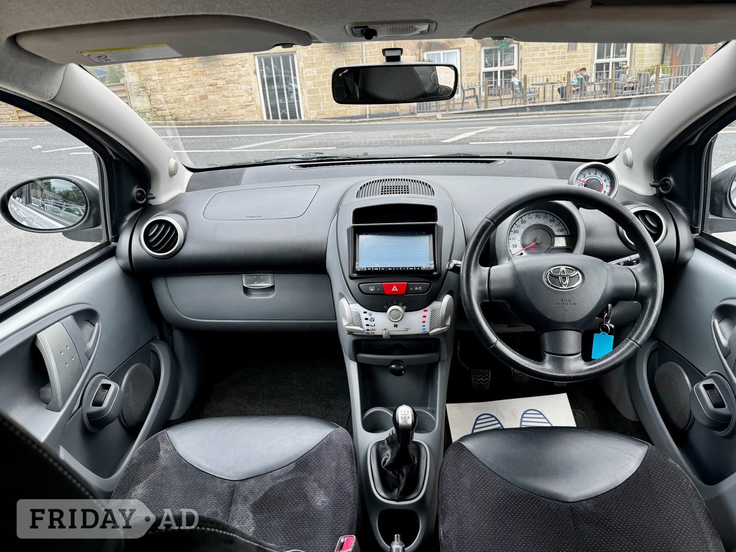 Toyota Aygo 2011 - Cars in Bolton