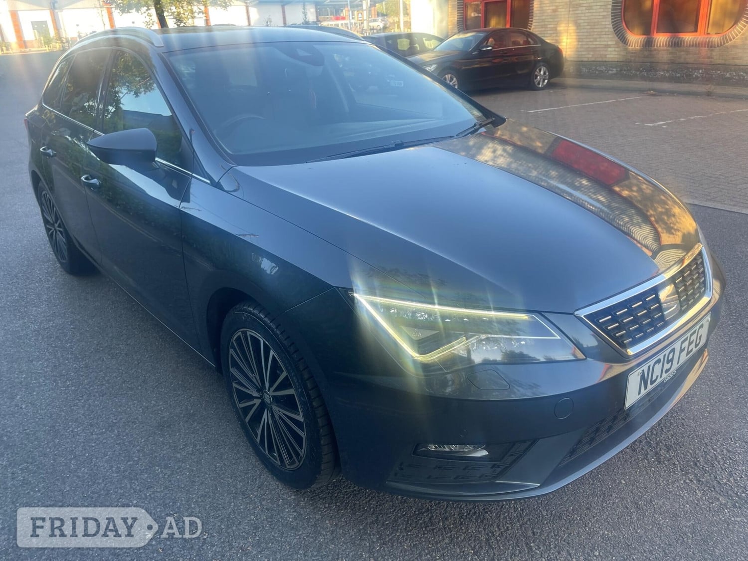 SEAT Leon 2019 - Cars