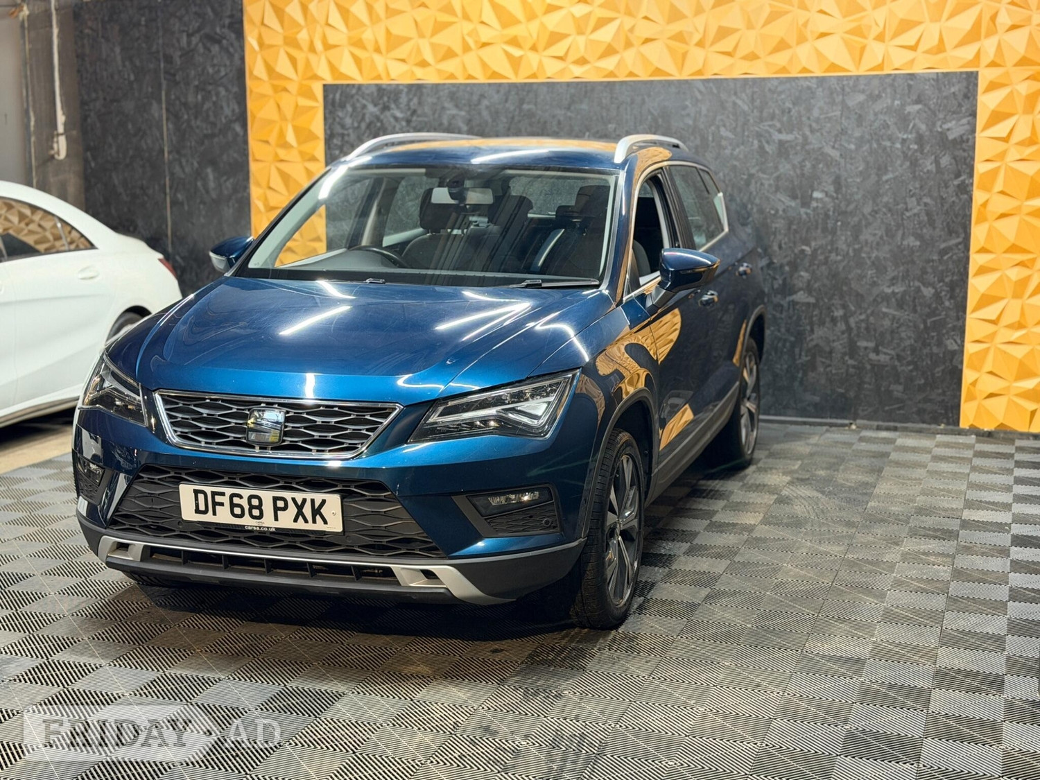[ berth ]SEAT Ateca