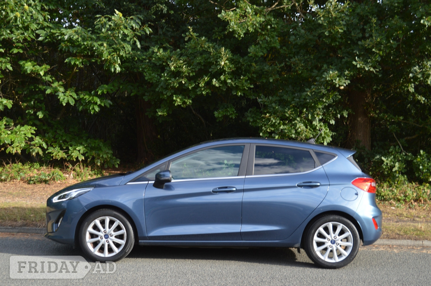 [ berth ]Ford Fiesta