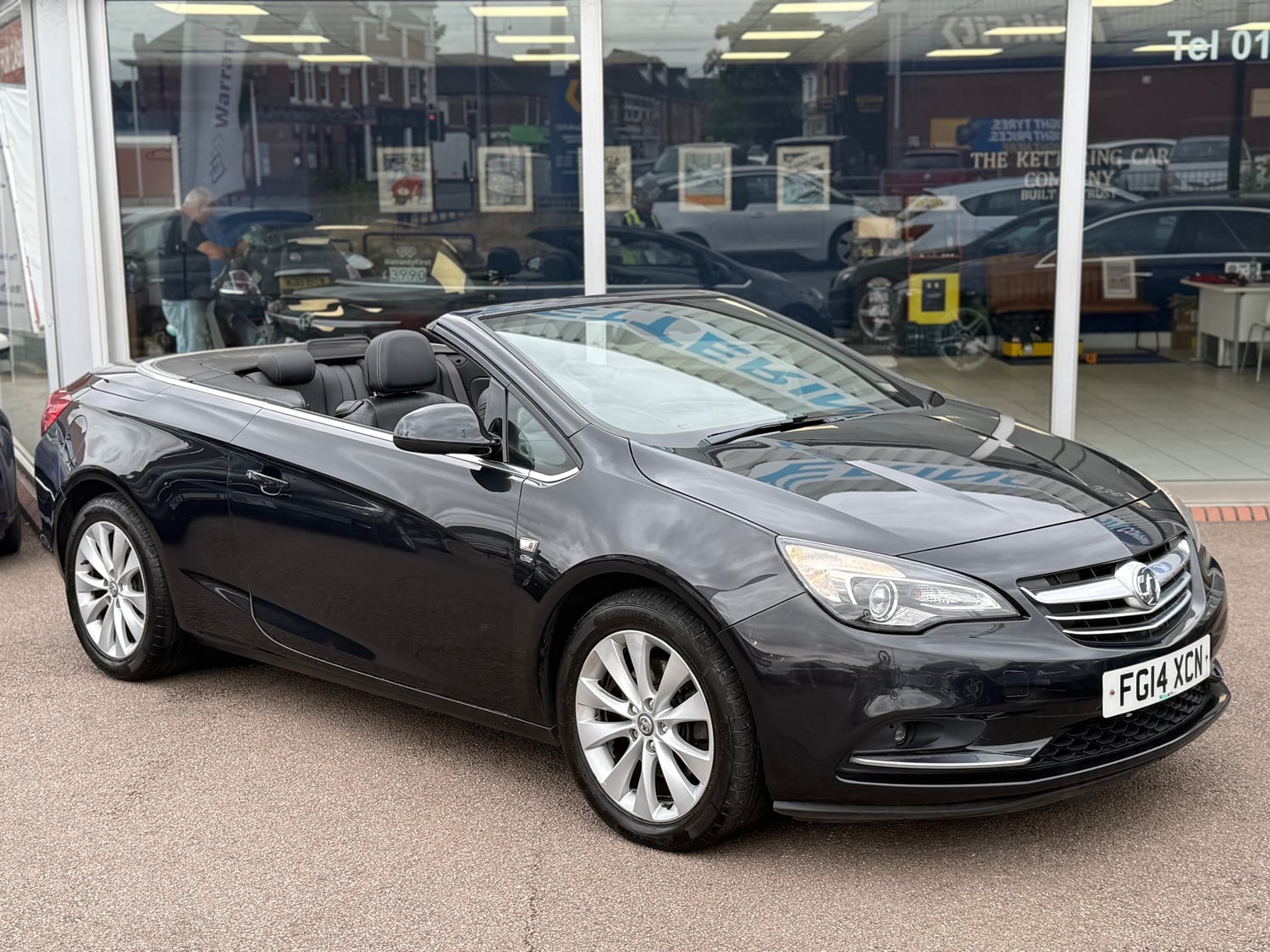 Vauxhall Cascada 2014 in Kettering