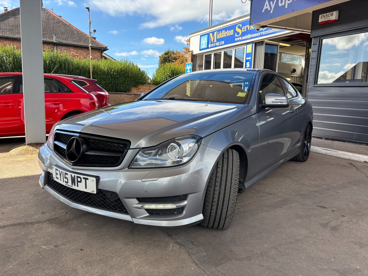 [ berth ]Mercedes-Benz C Class