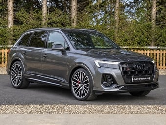 Audi SQ7 2025