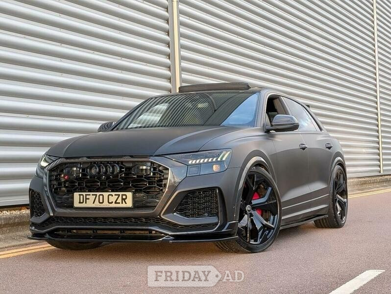 Audi RS Q8 St. Albans