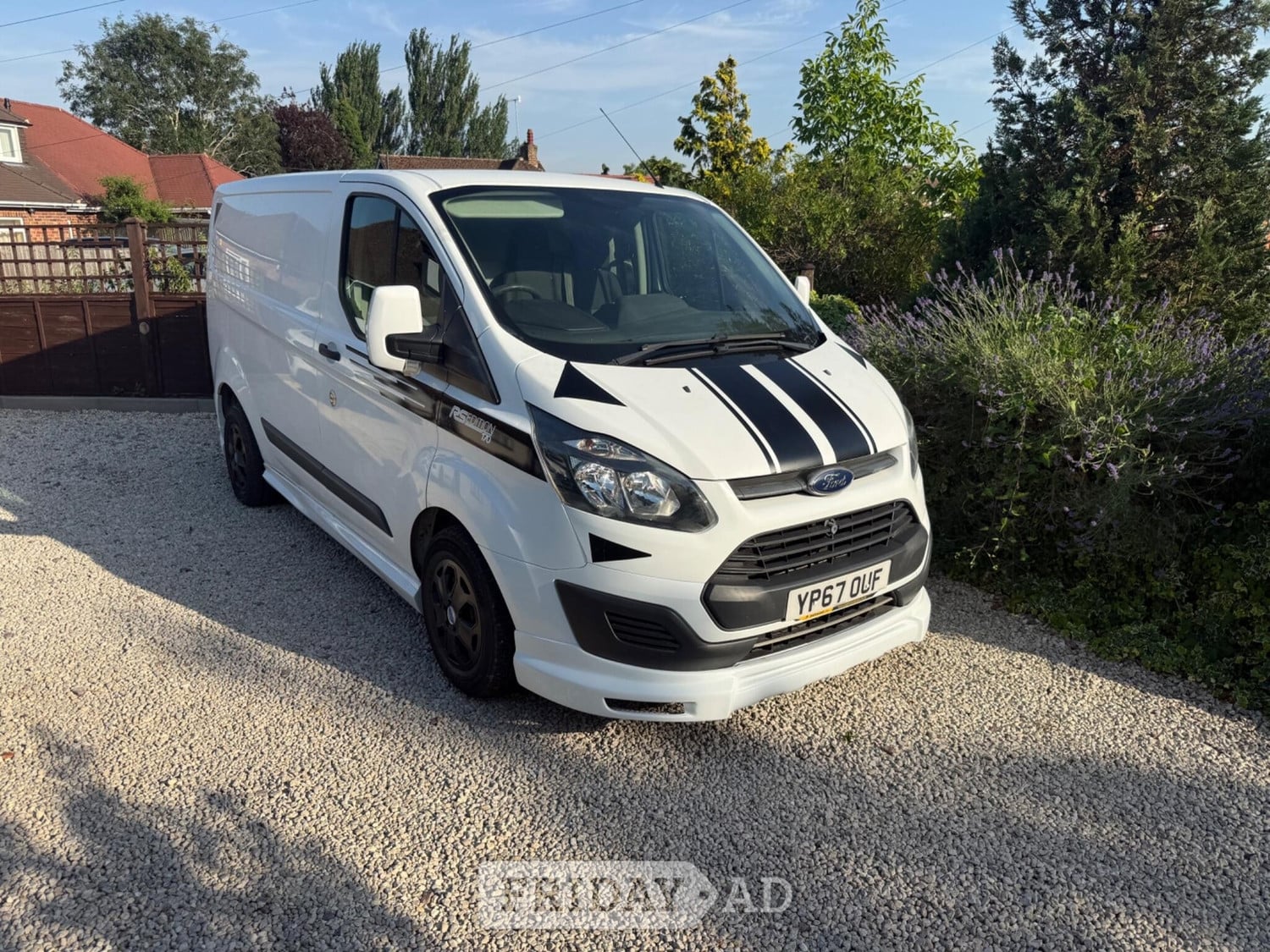Ford Transit Custom 2017 in Bourne End