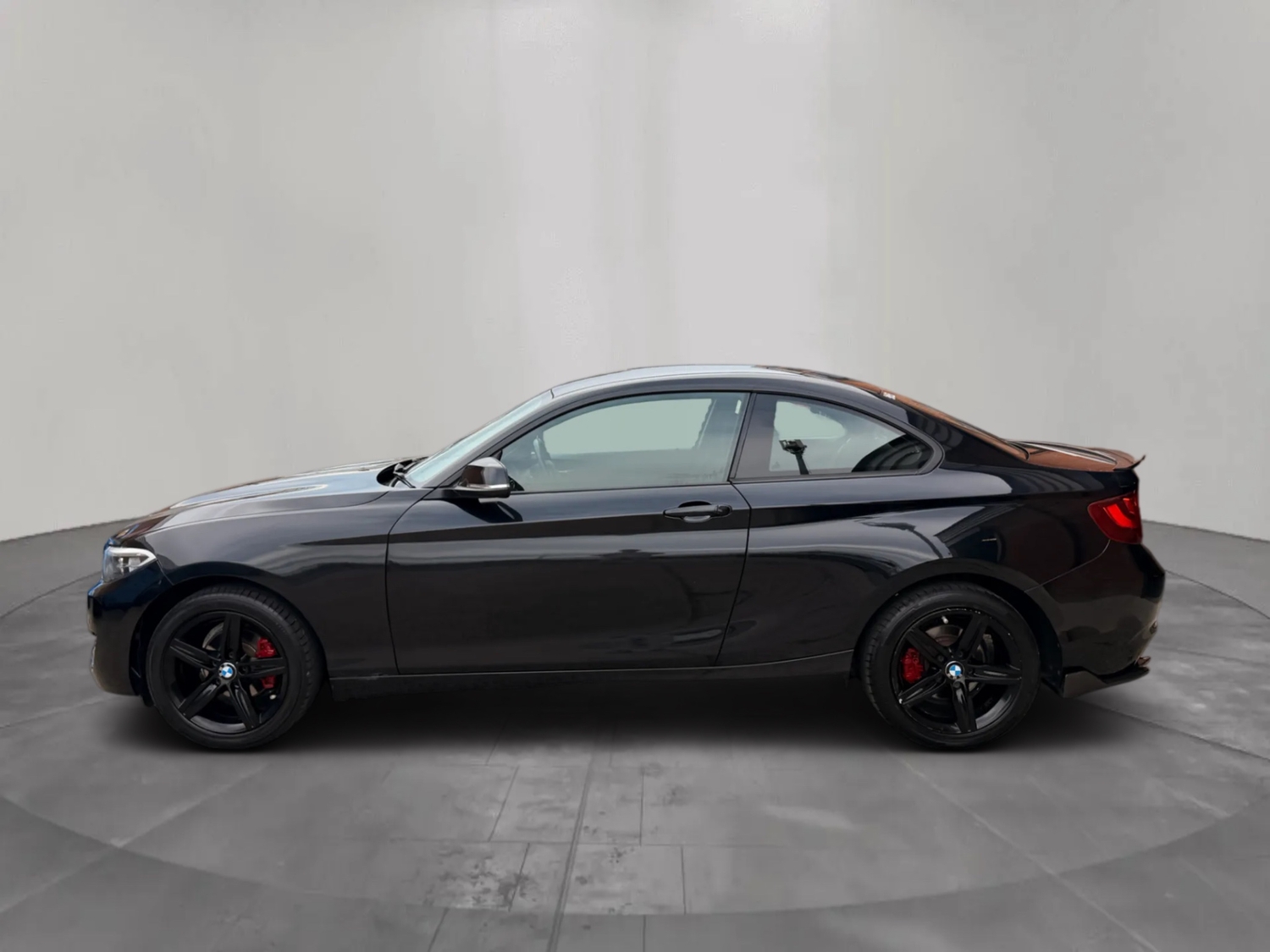 [ berth ]BMW 2 Series