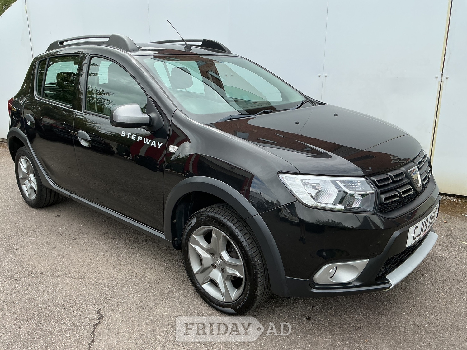 [ berth ]Dacia Sandero Stepway