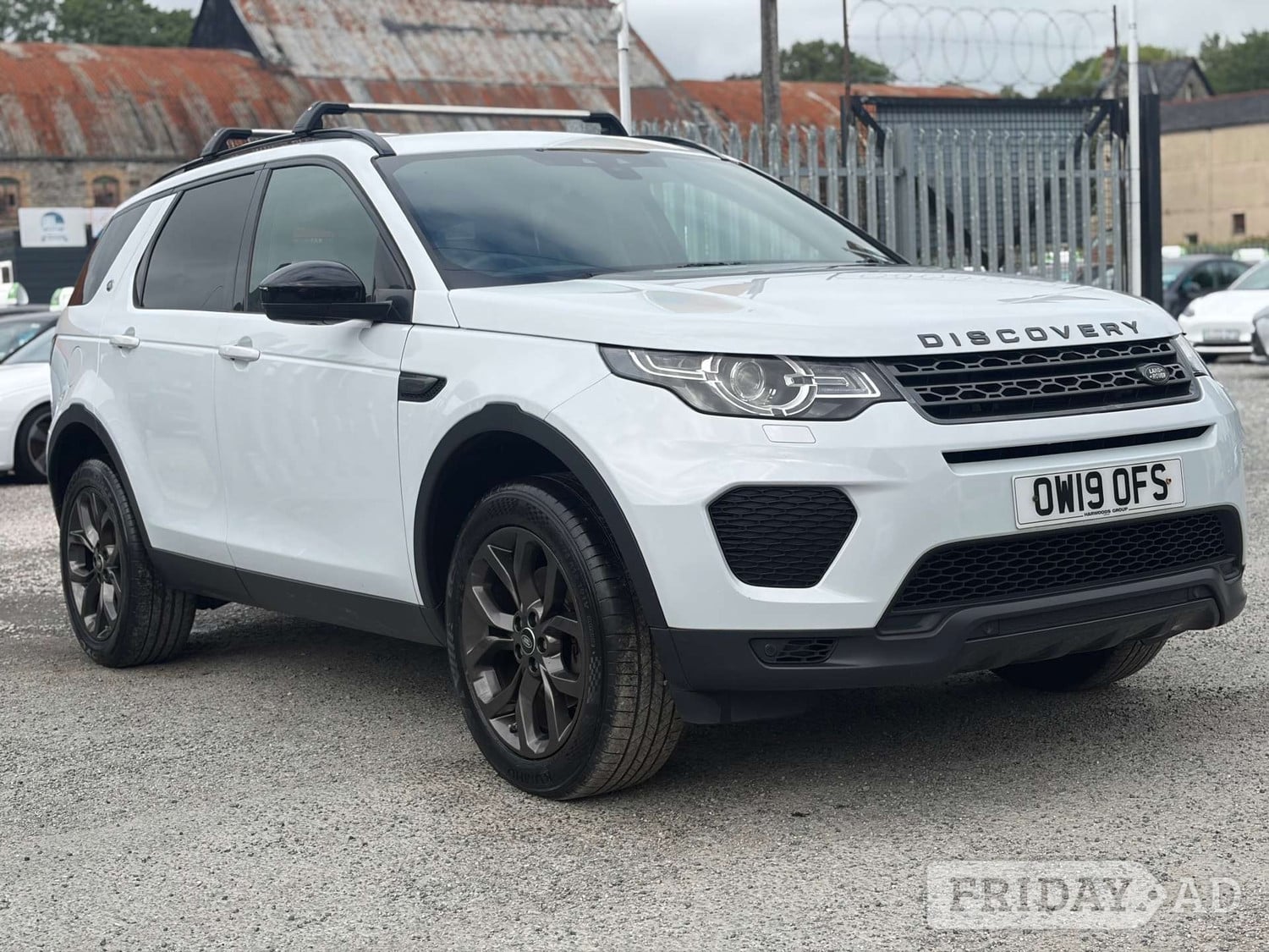 Land Rover Discovery Sport 2019 in Plymouth