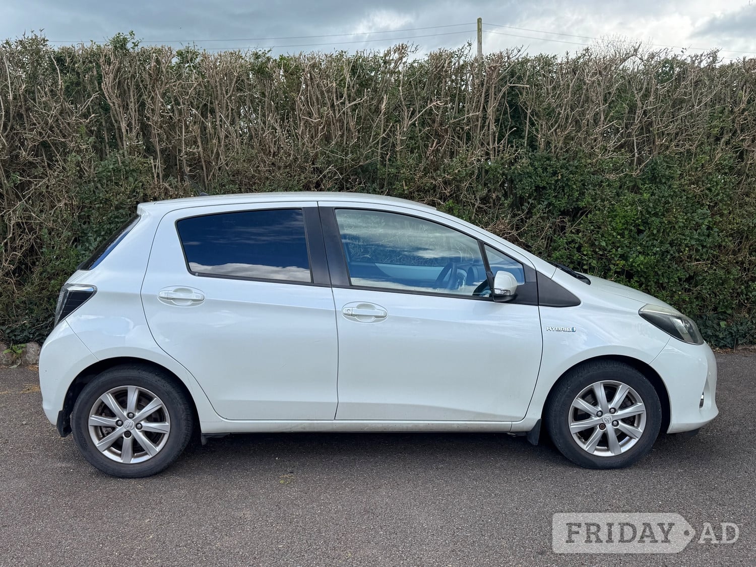 Toyota Yaris 2013 in Exeter