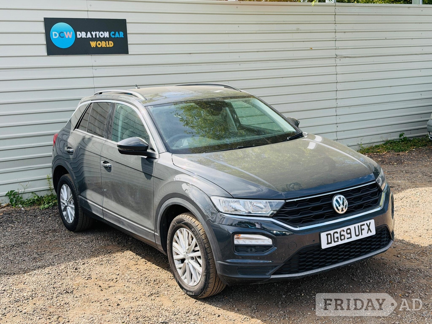 Volkswagen T-Roc 2019 - Cars