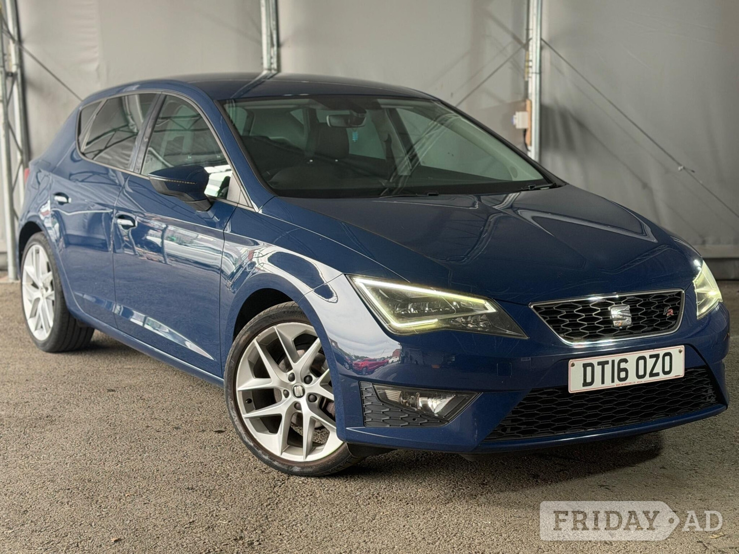 SEAT Leon 2016 in Manchester