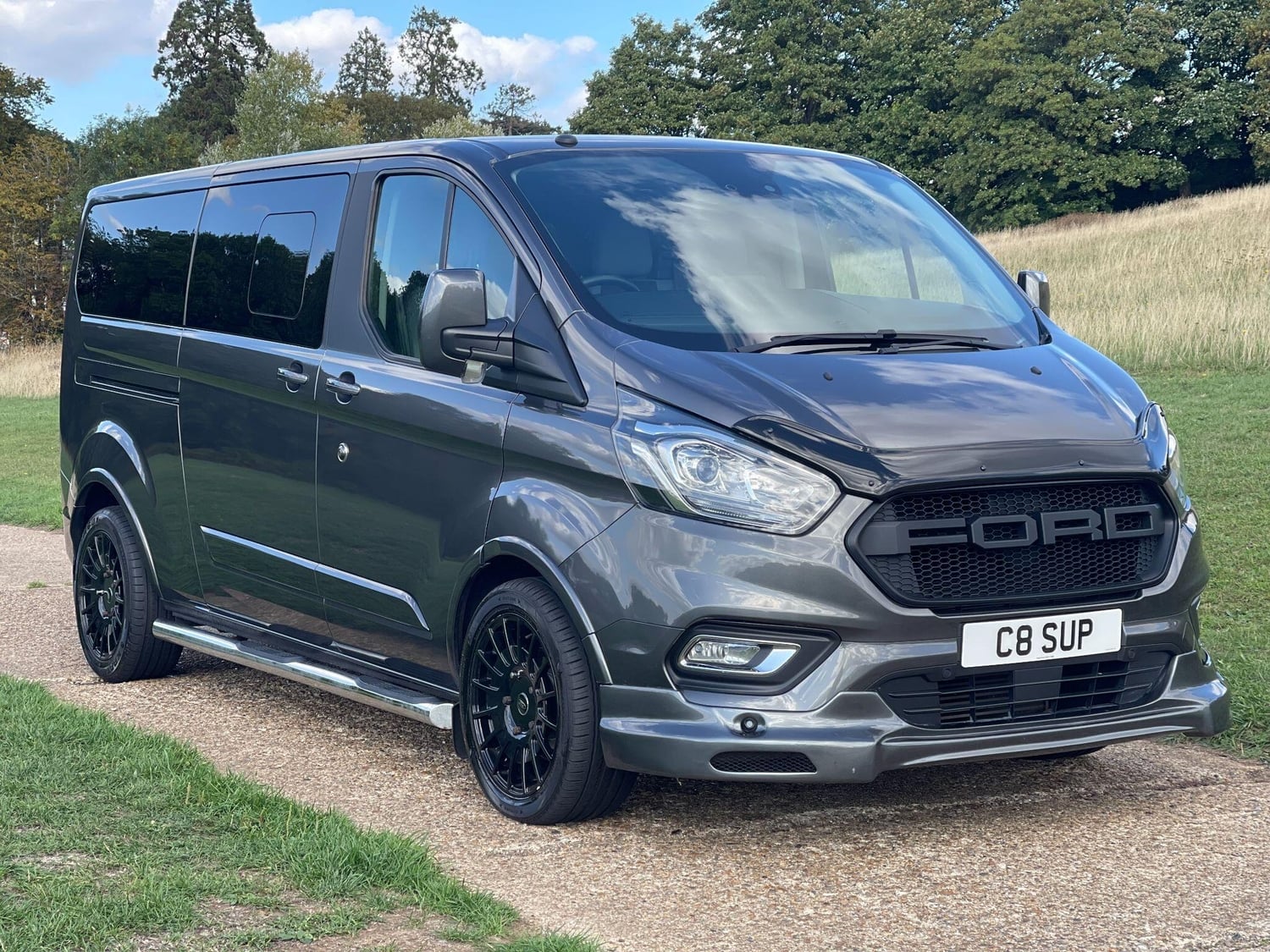 [ berth ]Ford Tourneo Custom