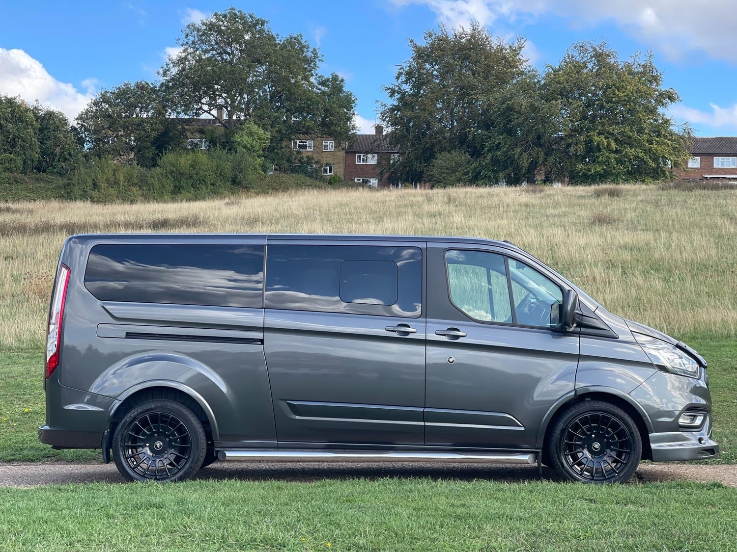 Ford Tourneo Custom 2019 - Vans & Commercial Vehicles in Hemel Hempstead