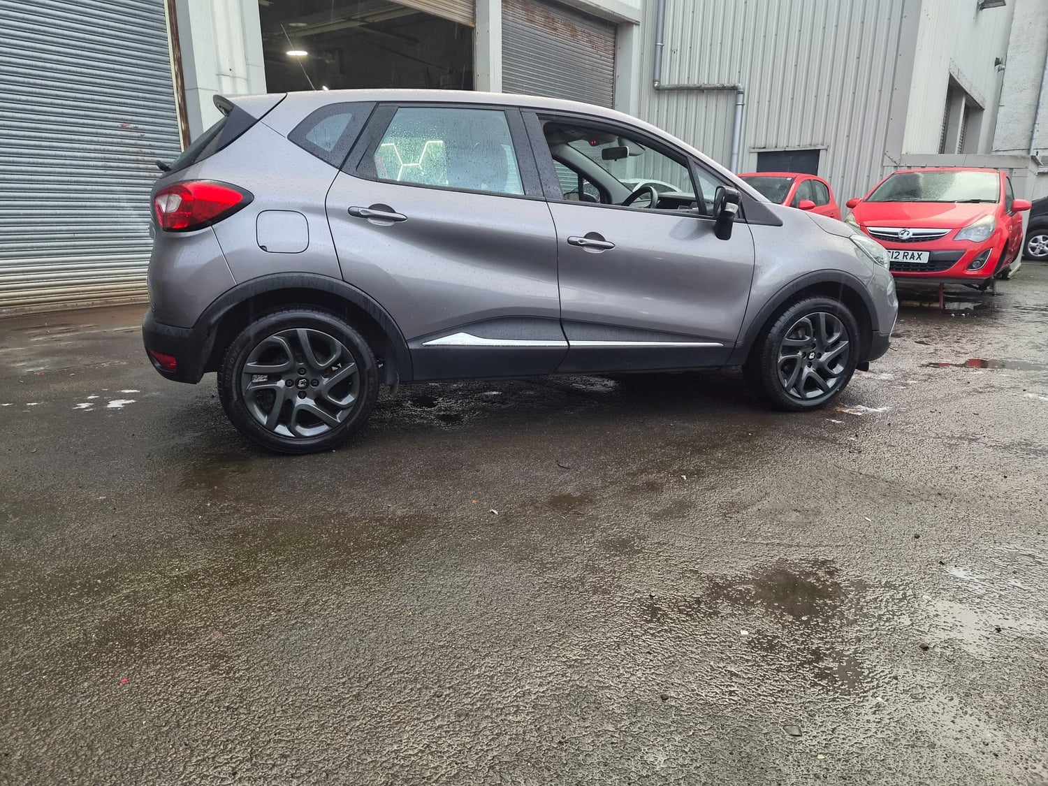 [ berth ]Renault Captur