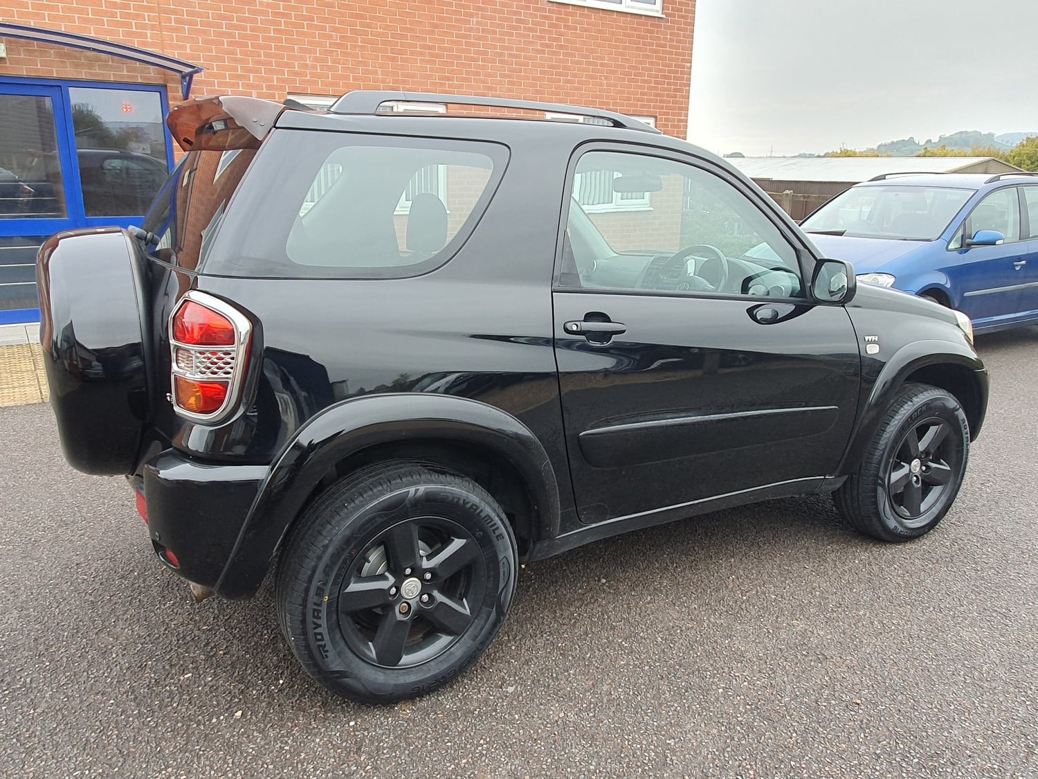 [ berth ]Toyota RAV4
