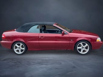 Volvo C70 2003