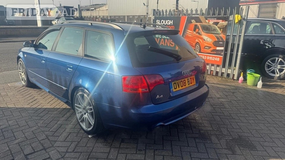 Audi A4 Avant 2008 - Cars in Slough