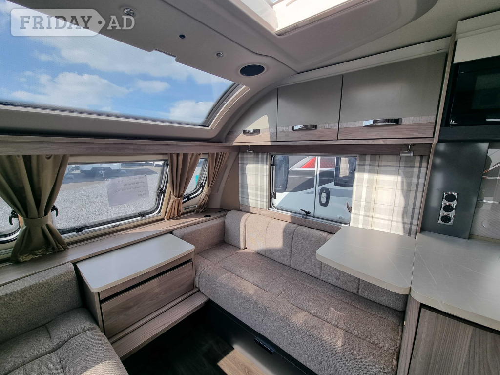 [4 berth ]Swift Challenger SE 580