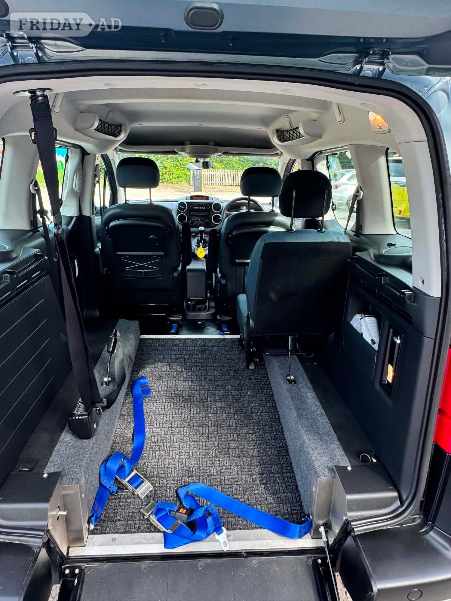 [ berth ]Citroen Berlingo