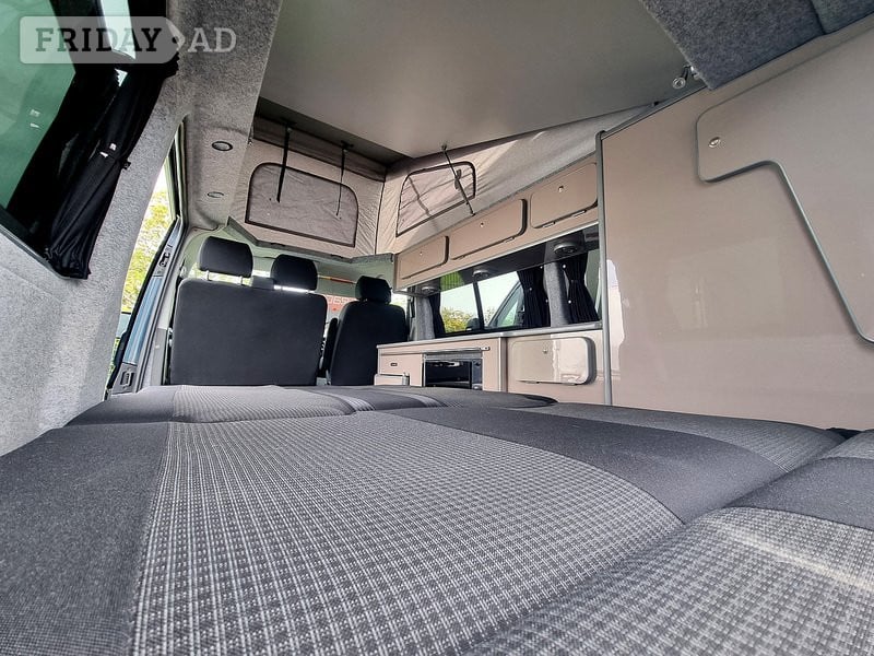 [ berth ]VW T28 Camper King 