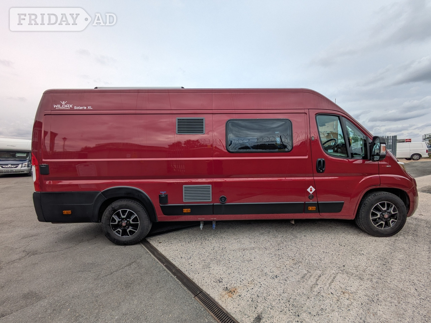 [ berth ]Wildax Solaris XL