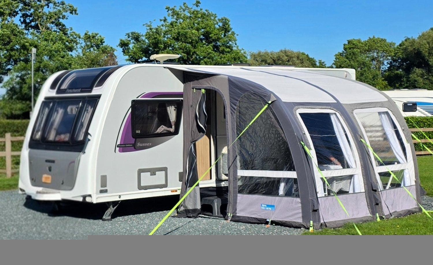 Elddis Sussex Premier Plus Penshurst 550 2017 in Chelmsford