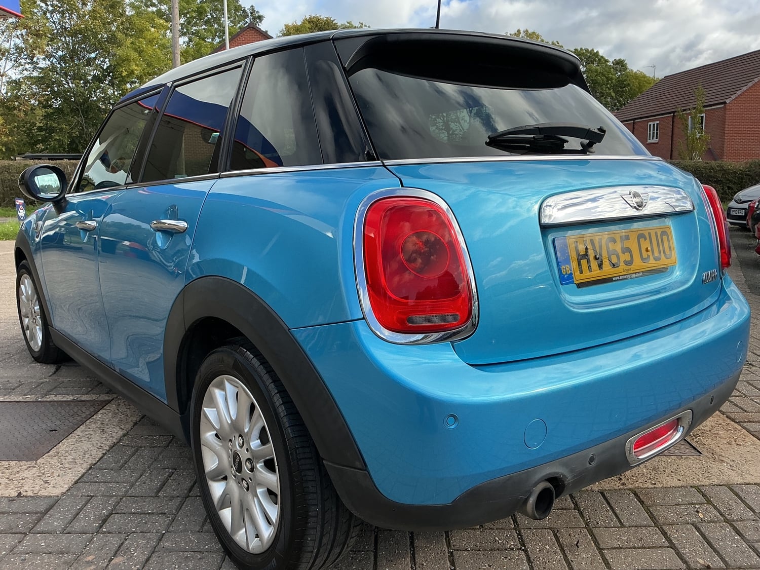 Mini Hatch 2015 - Cars in Redditch
