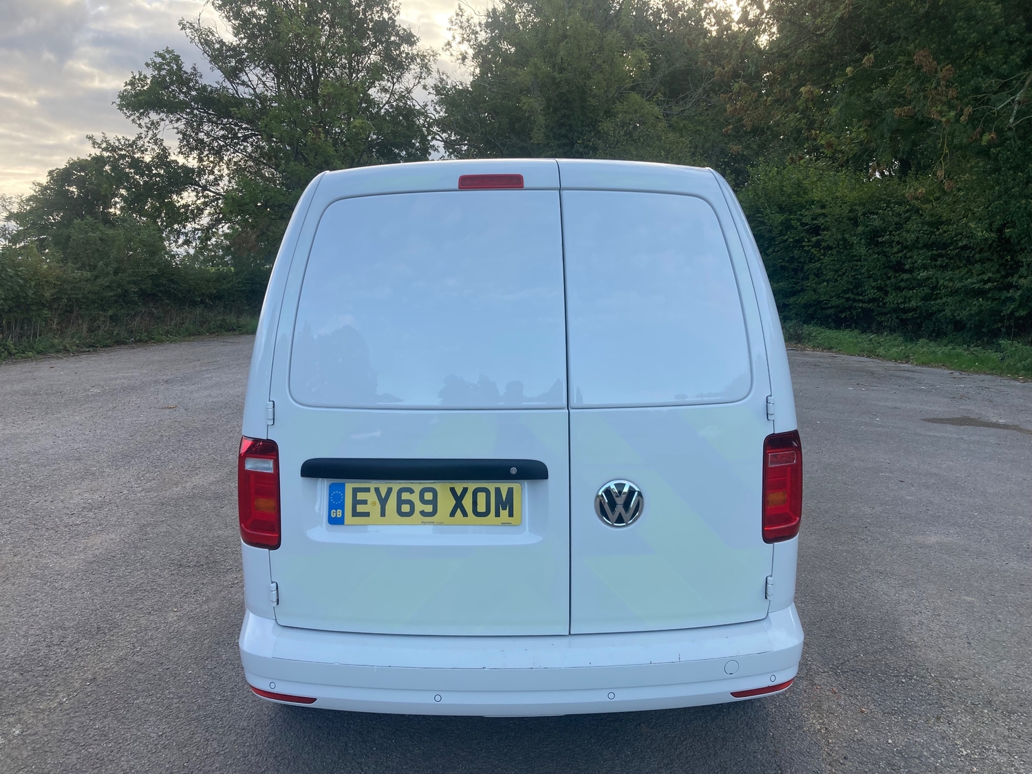 Volkswagen Caddy 2019 - Vans & Commercial Vehicles in Dorking