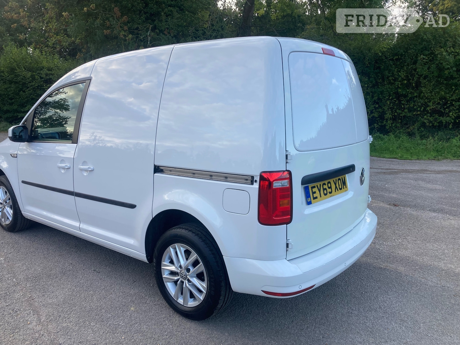 Volkswagen Caddy 2019 - Vans & Commercial Vehicles