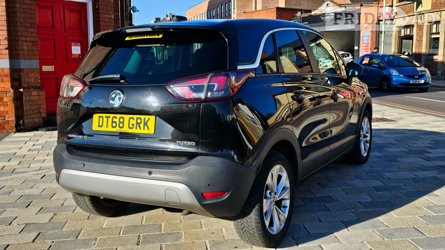 [ berth ]Vauxhall Crossland X