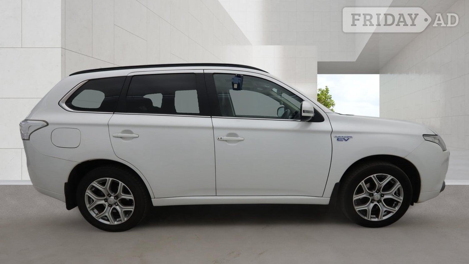 [ berth ]Mitsubishi Outlander