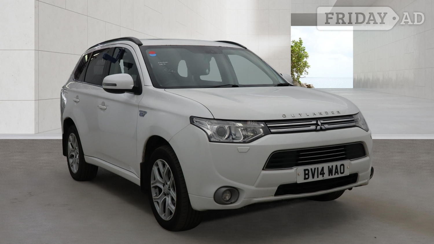 Mitsubishi Outlander 2014 in Hemel Hempstead