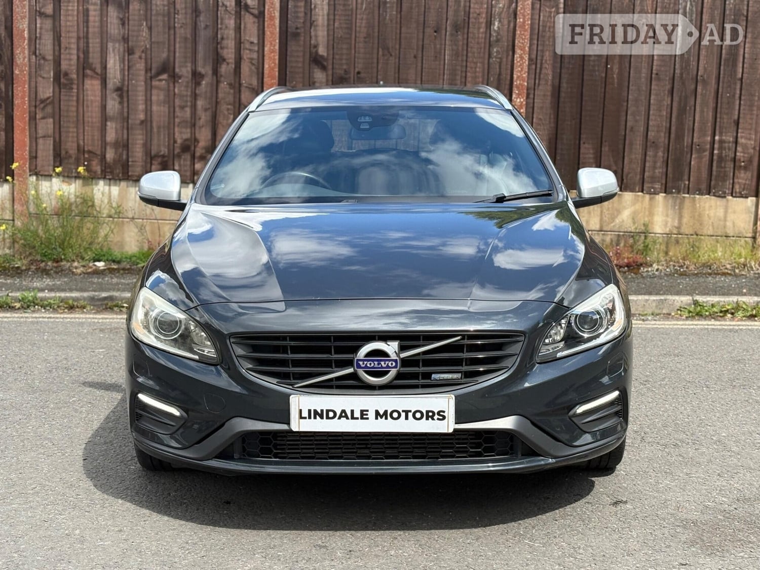 Volvo V60 Oldham
