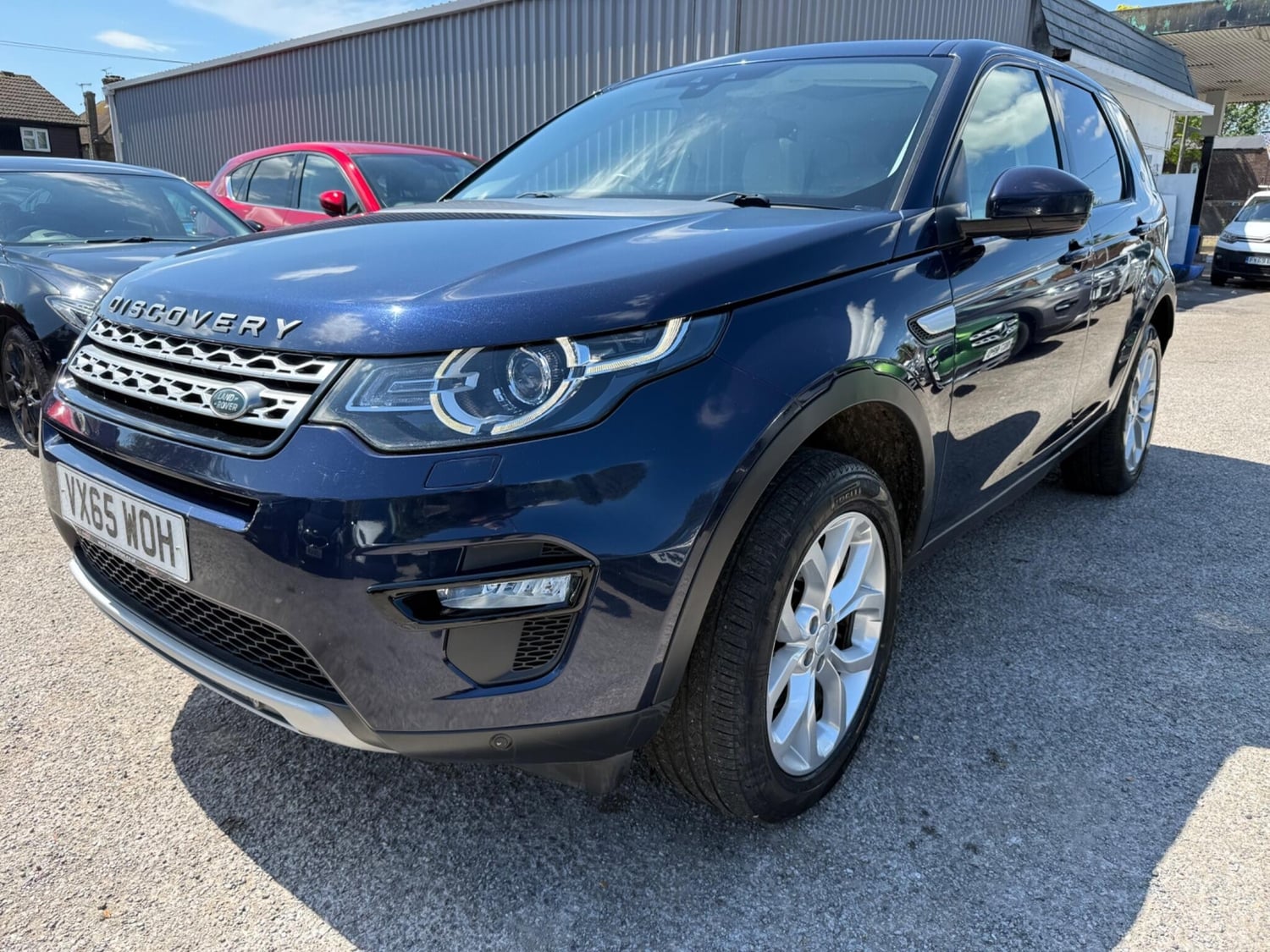 [ berth ]Land Rover Discovery Sport
