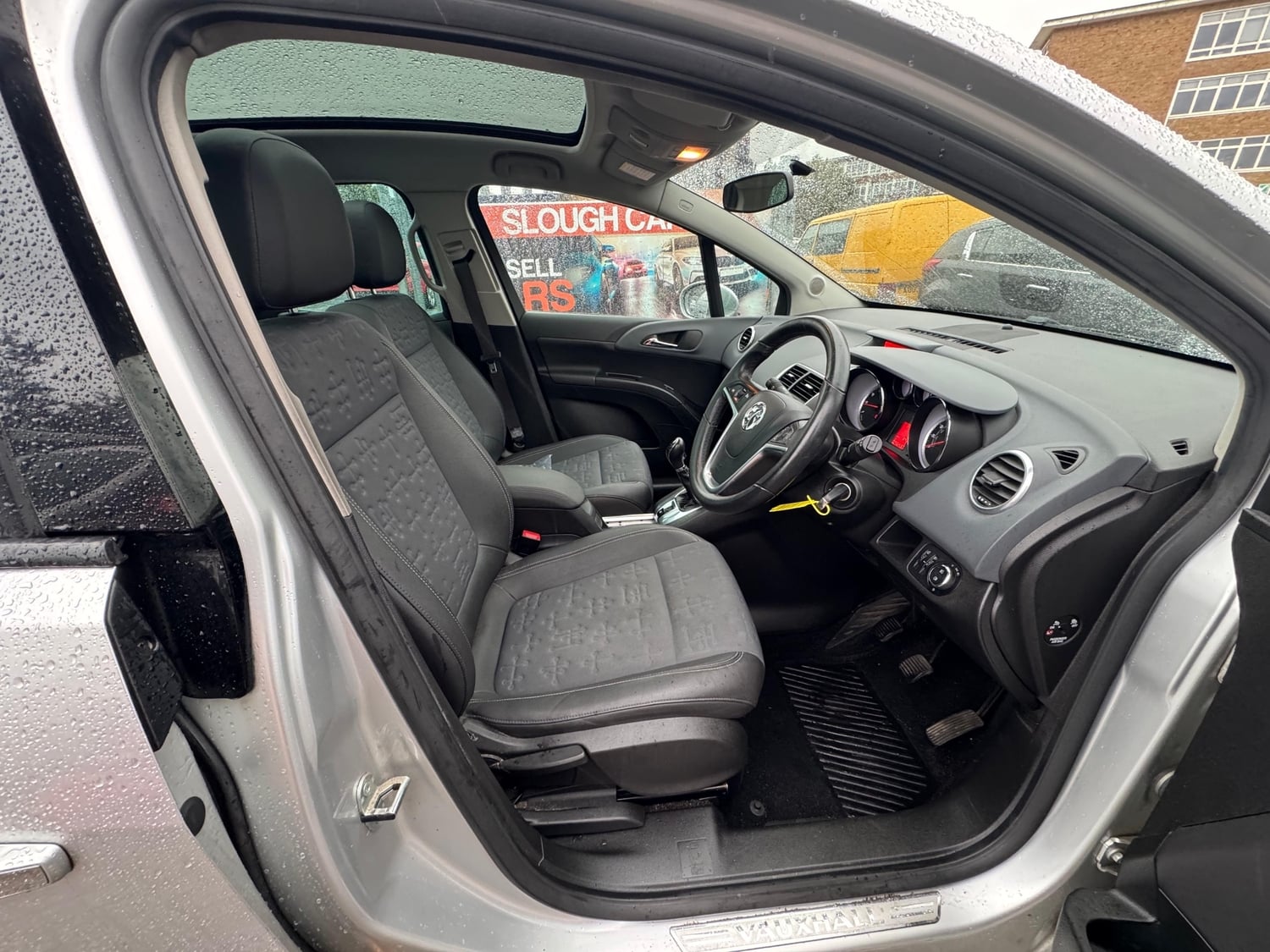 Vauxhall Meriva 2011 - Cars