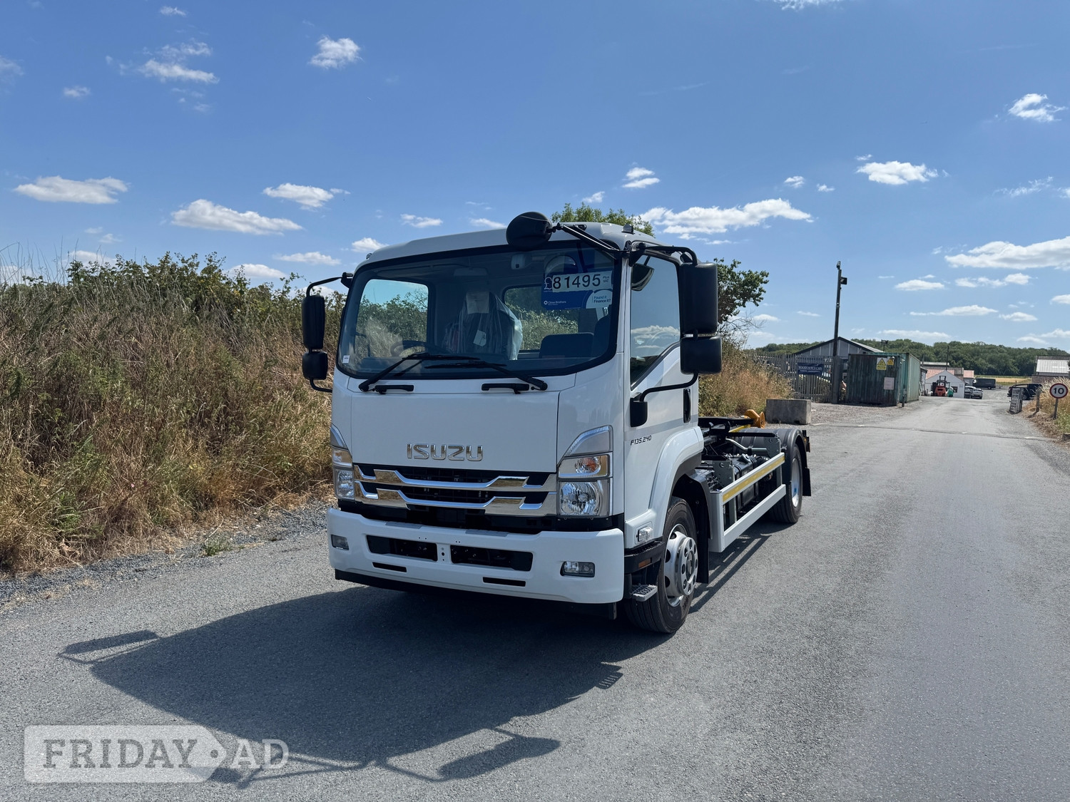 Isuzu Forward 2026 - Vans & Commercial Vehicles