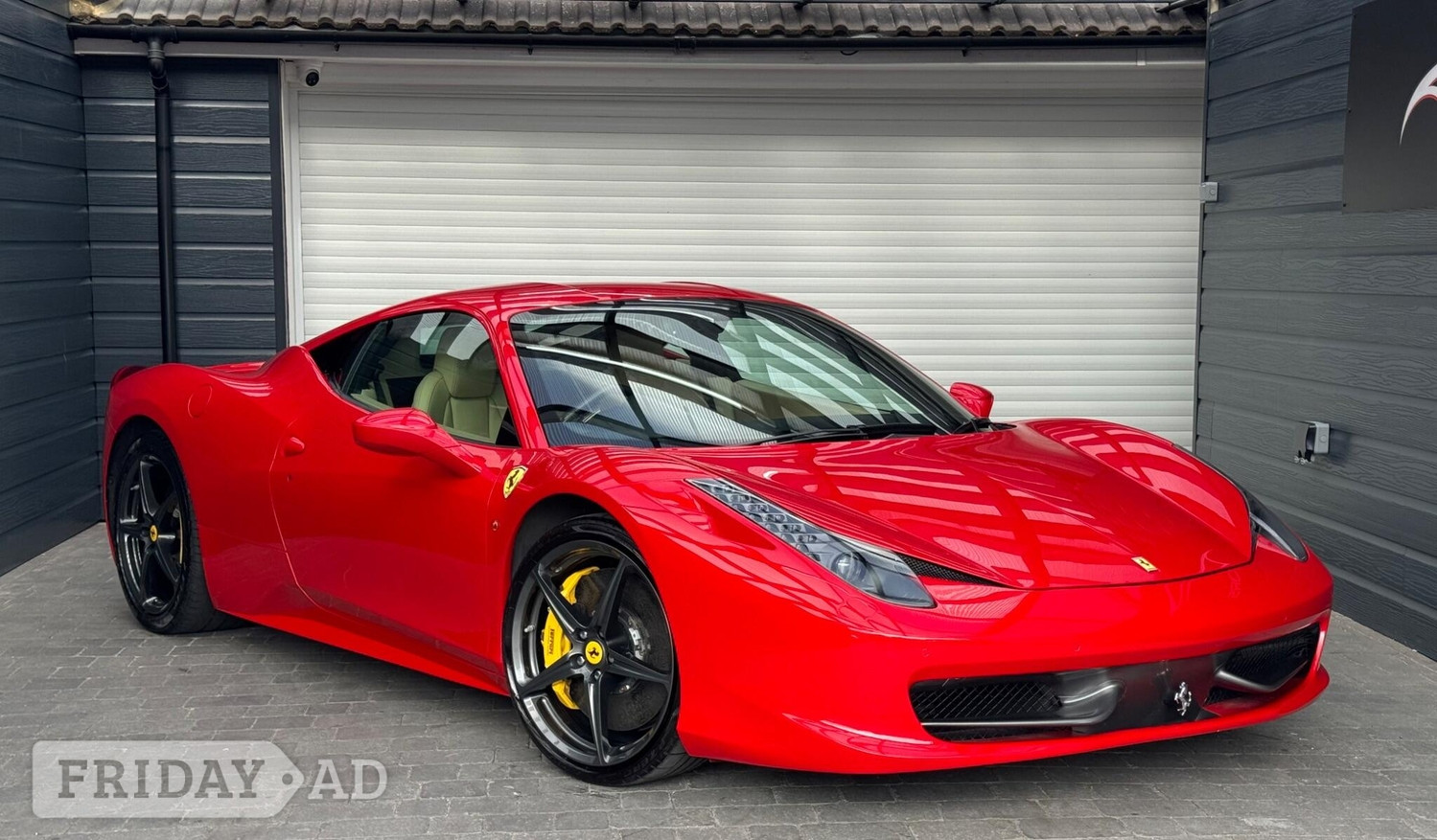 Ferrari 458 2010 in High Wycombe