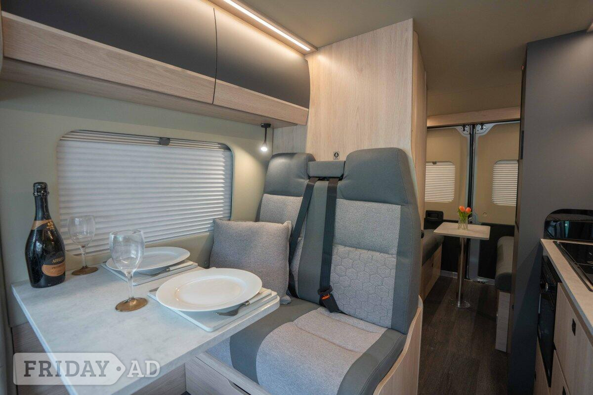 [2 berth ]Auto-Trail Expedition 67