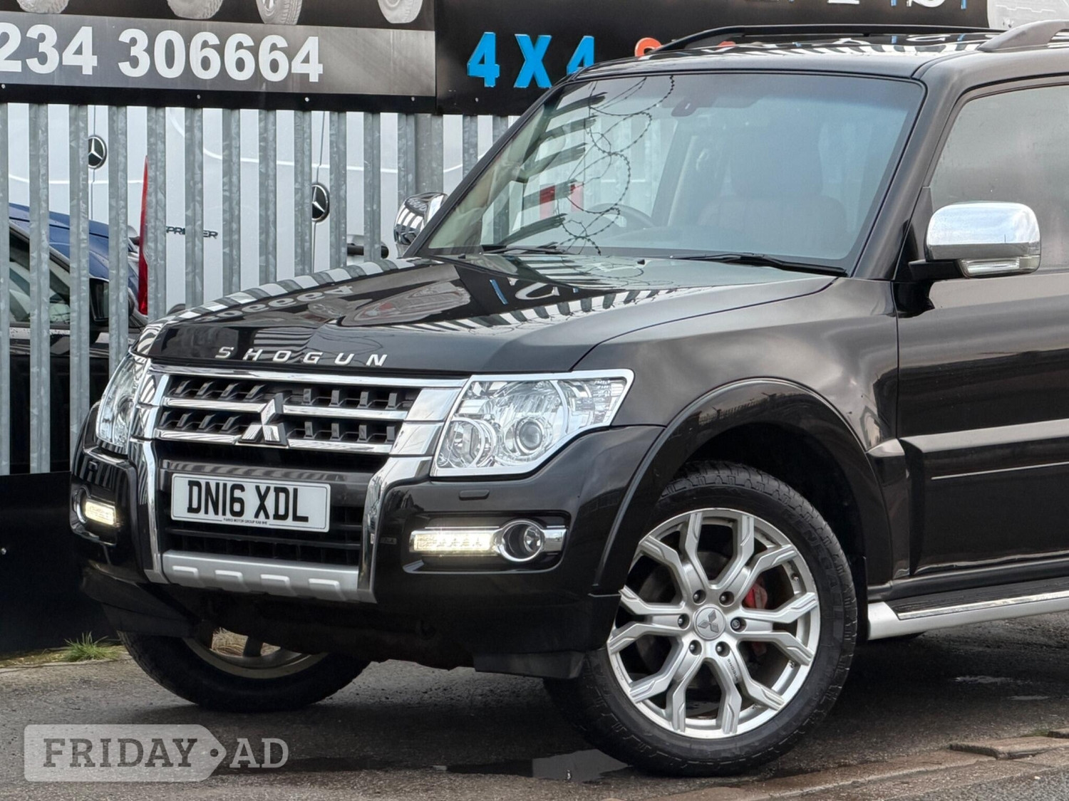 [ berth ]Mitsubishi Shogun