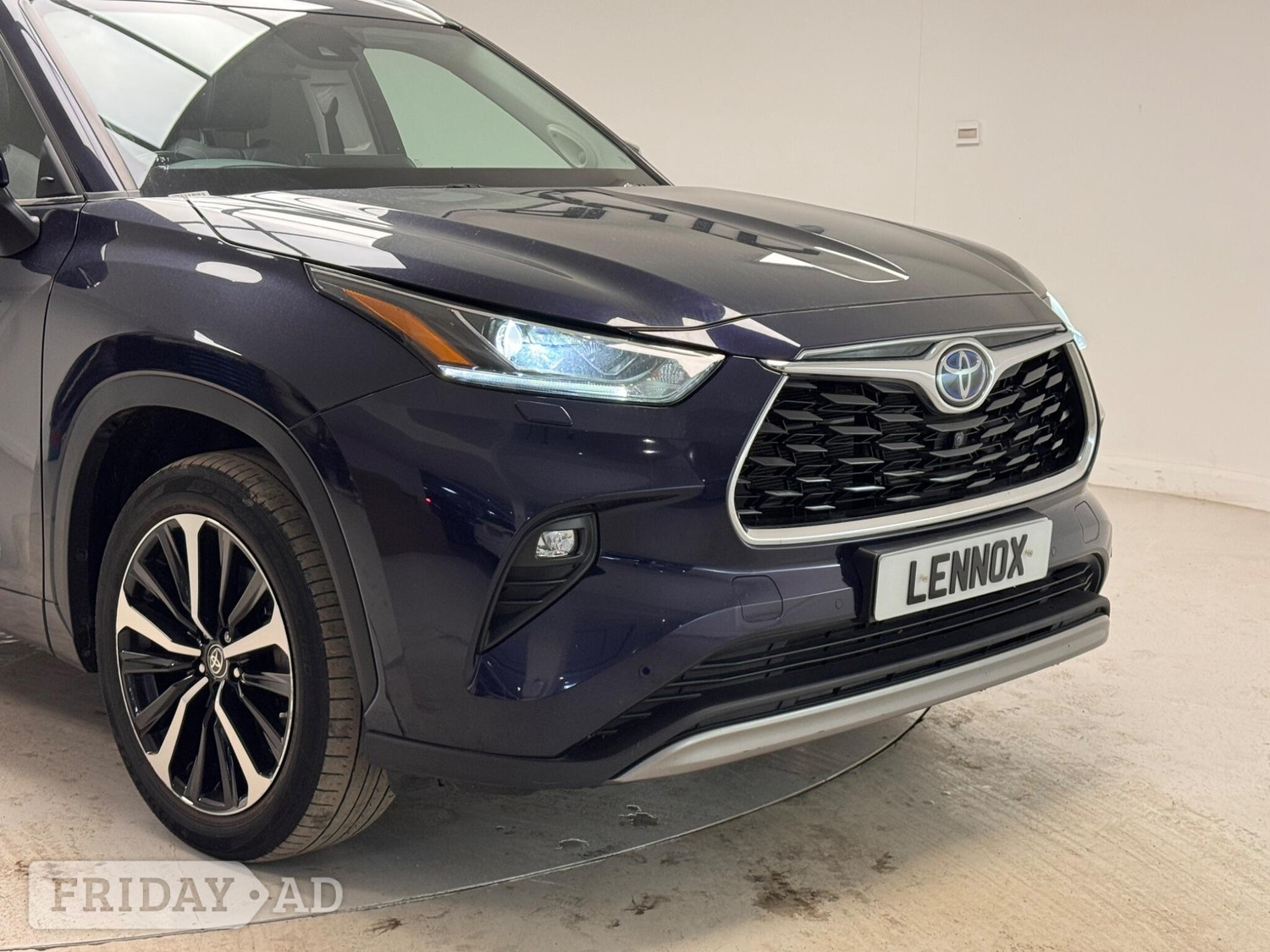 Toyota Highlander Estate 2022 - Cars